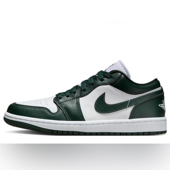 BRAND NEW “RARE” NIKE JORDAN 1 LOW - GALATIC JADE SNEAKER/ FULL BOX/ NEVER WORN - Picture 4 of 4